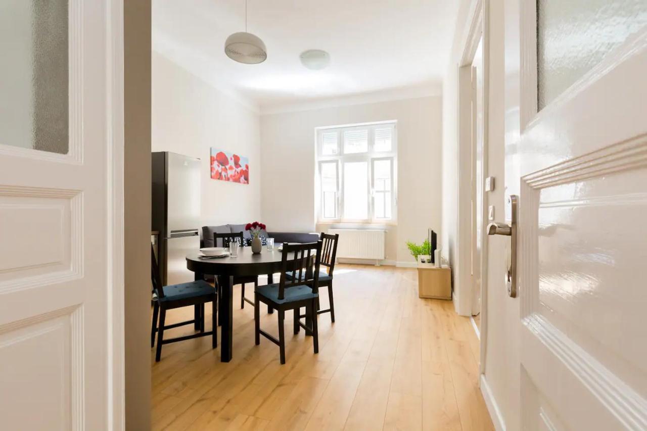 Kresz Geza 29 Westend Station 2 Bedrooms+Living Ac Budapest Exterior photo
